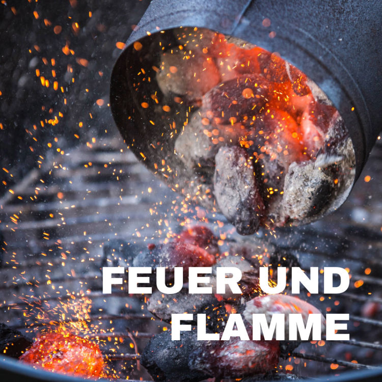 Heiße Kohle auf Grill und Schriftzug Feuer & Flamme